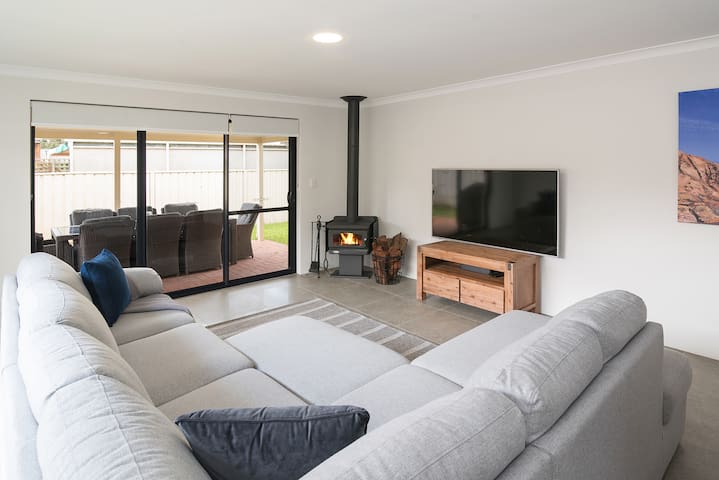 Goin’ Coastal- WIFI, 250 meters to the beach