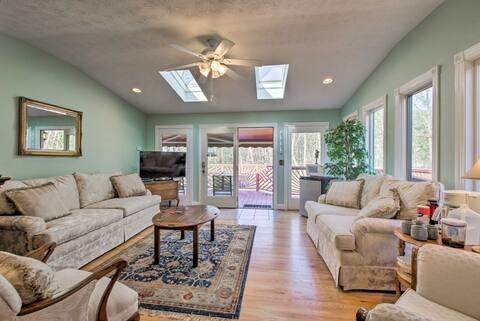Damascus Home w/ Fire Pit & Views, Walk to Shops!