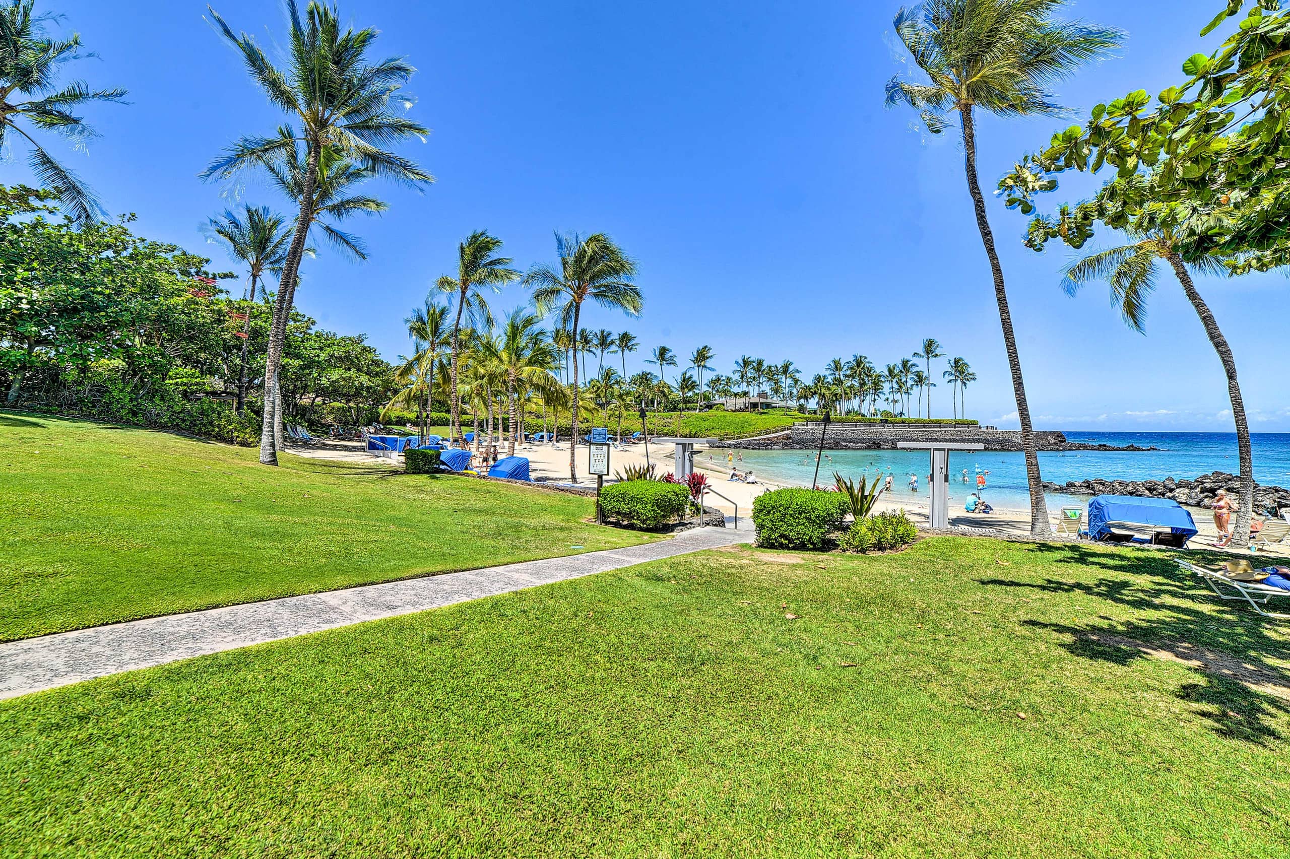 Villa in Waimea · ★4.89 · 3 bedrooms · 4 beds · 3.5 shared baths - Image 28