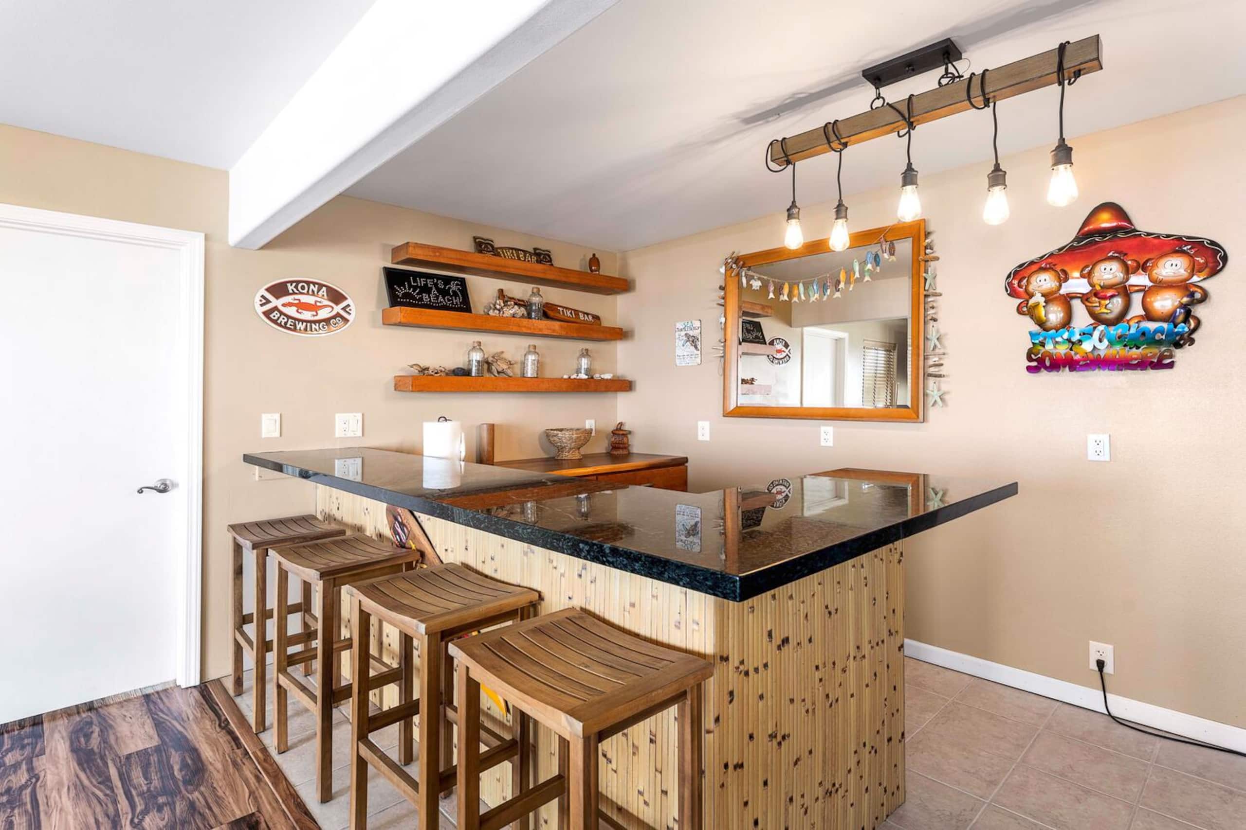 Home in Kailua-Kona · ★4.88 · 3 bedrooms · 6 beds · 3.5 baths - Image 63