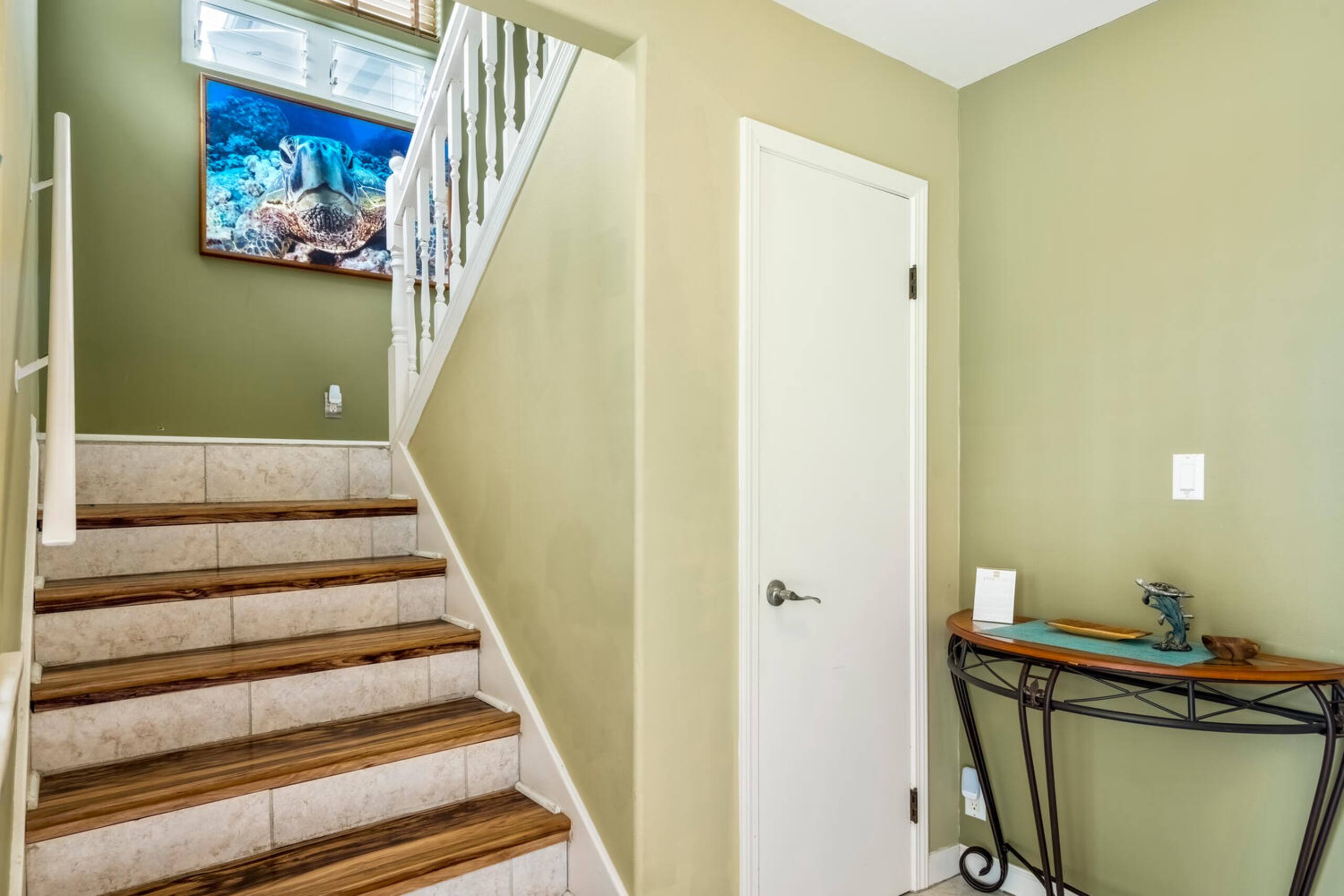 Home in Kailua-Kona · ★4.88 · 3 bedrooms · 6 beds · 3.5 baths - Image 98