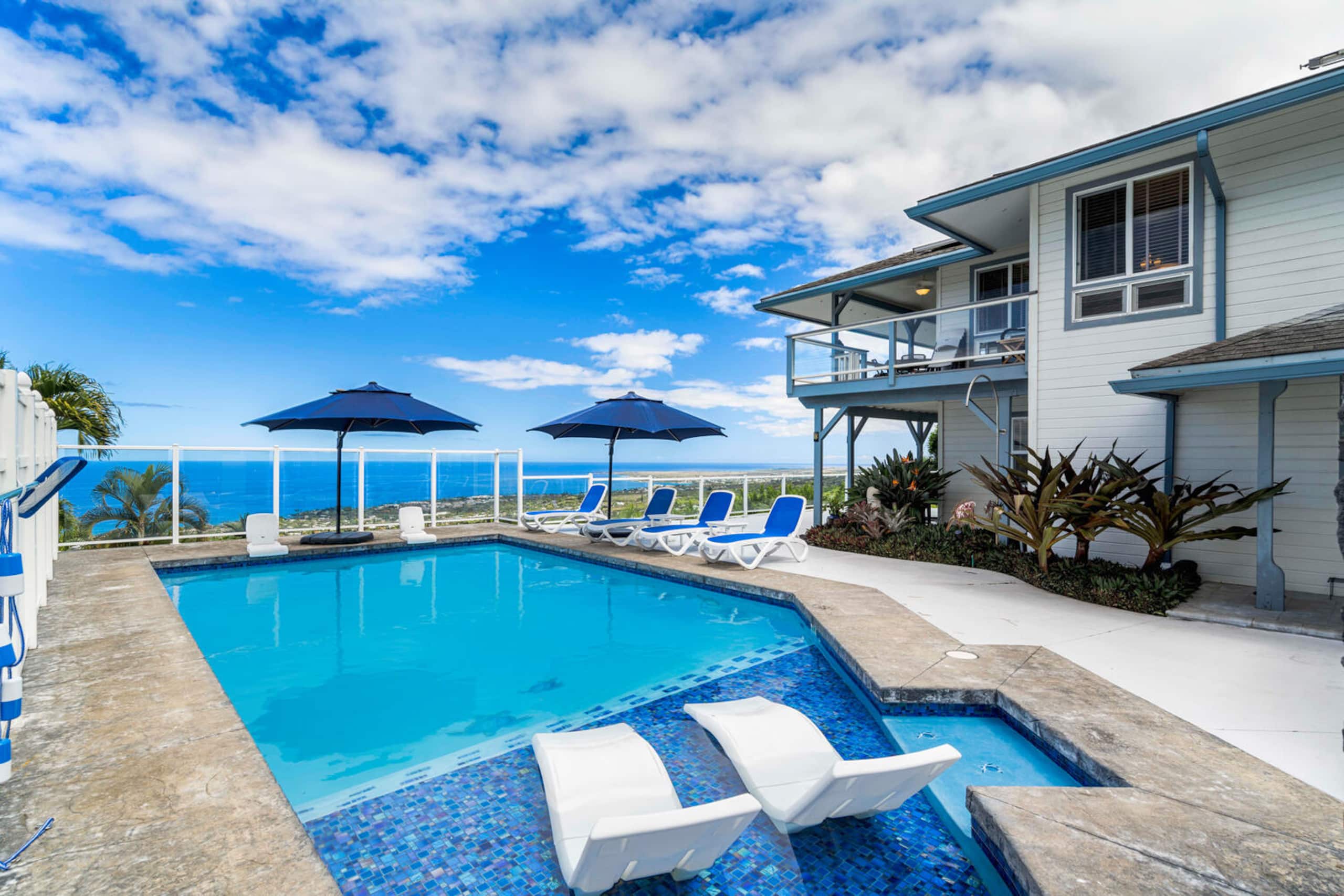 Home in Kailua-Kona · ★4.88 · 3 bedrooms · 6 beds · 3.5 baths - Image 101