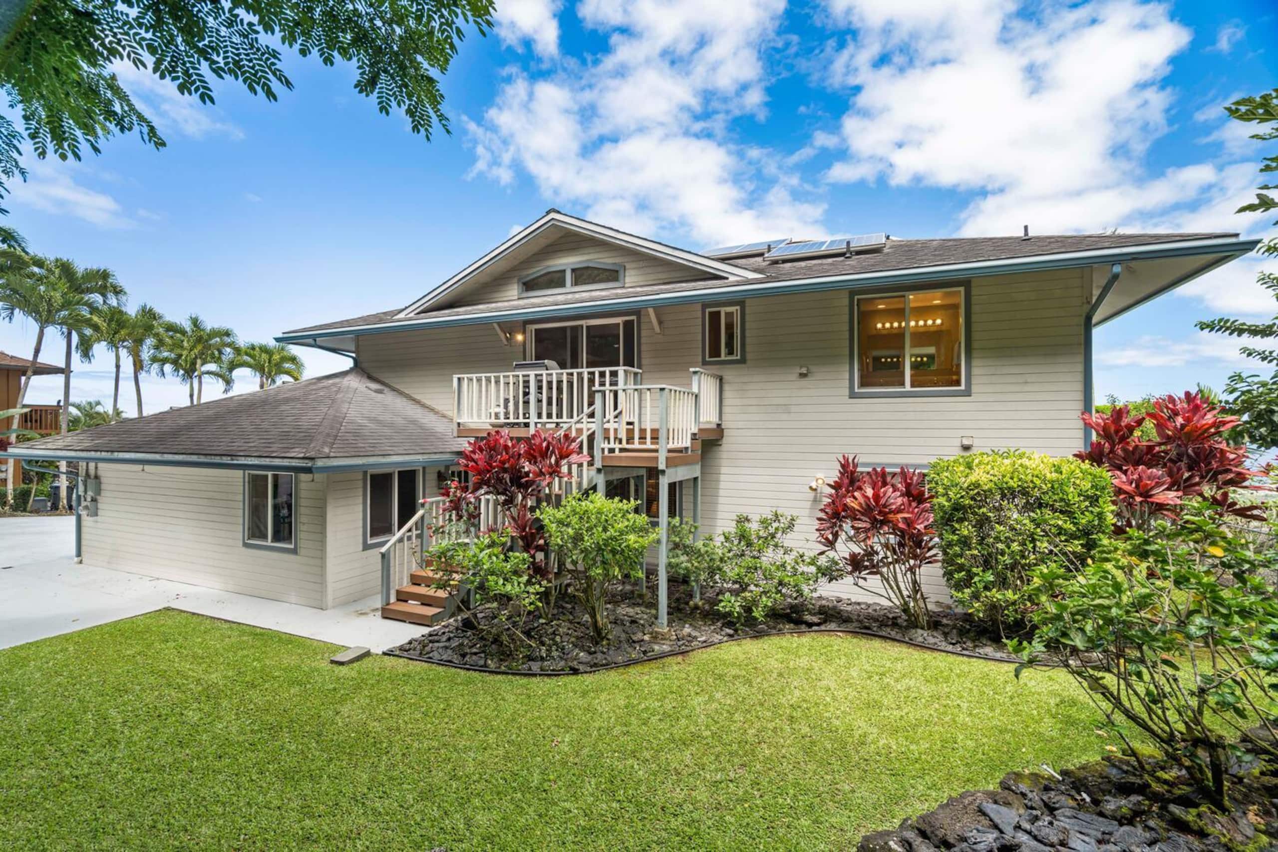 Home in Kailua-Kona · ★4.88 · 3 bedrooms · 6 beds · 3.5 baths - Image 77