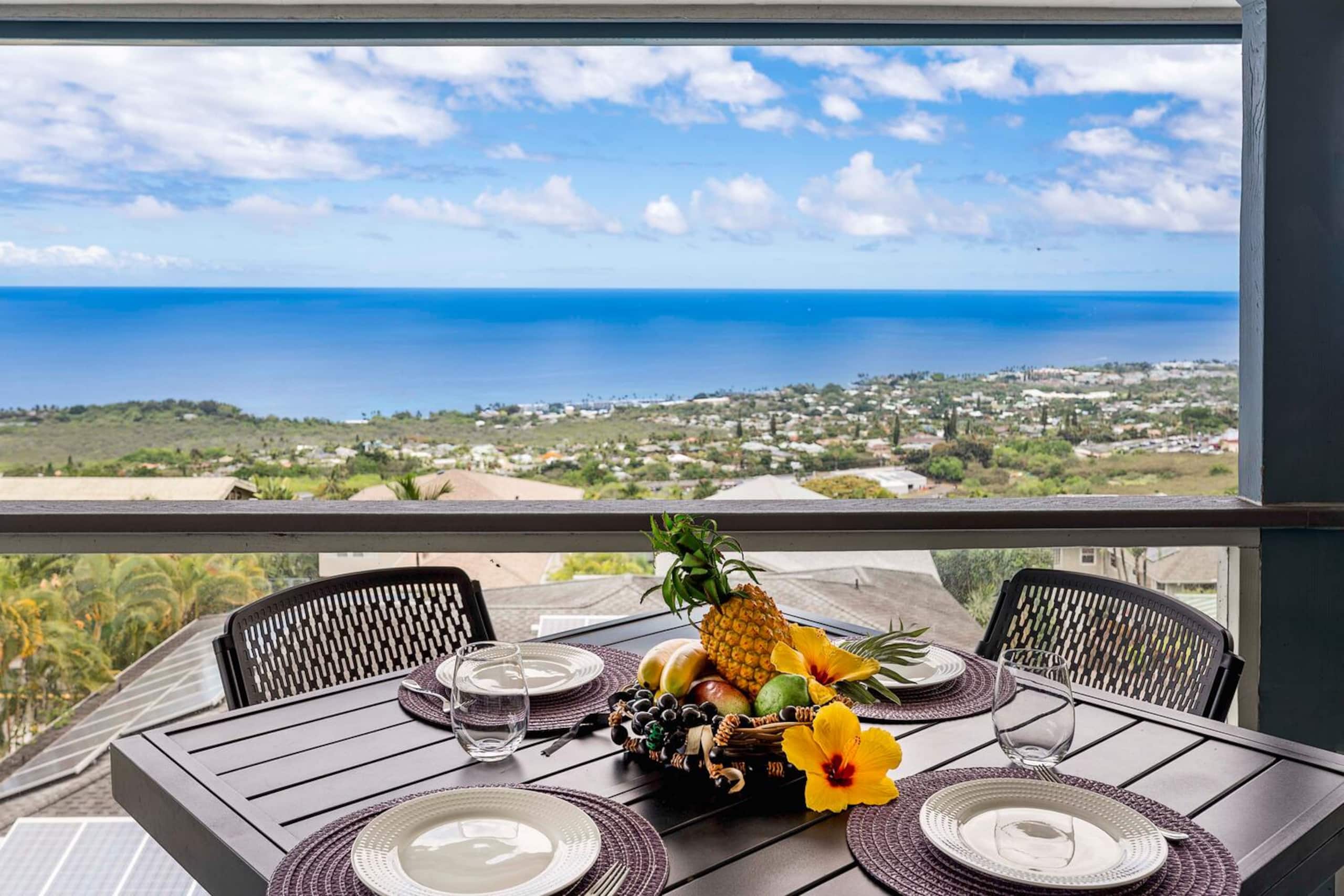 Home in Kailua-Kona · ★4.88 · 3 bedrooms · 6 beds · 3.5 baths - Image 36