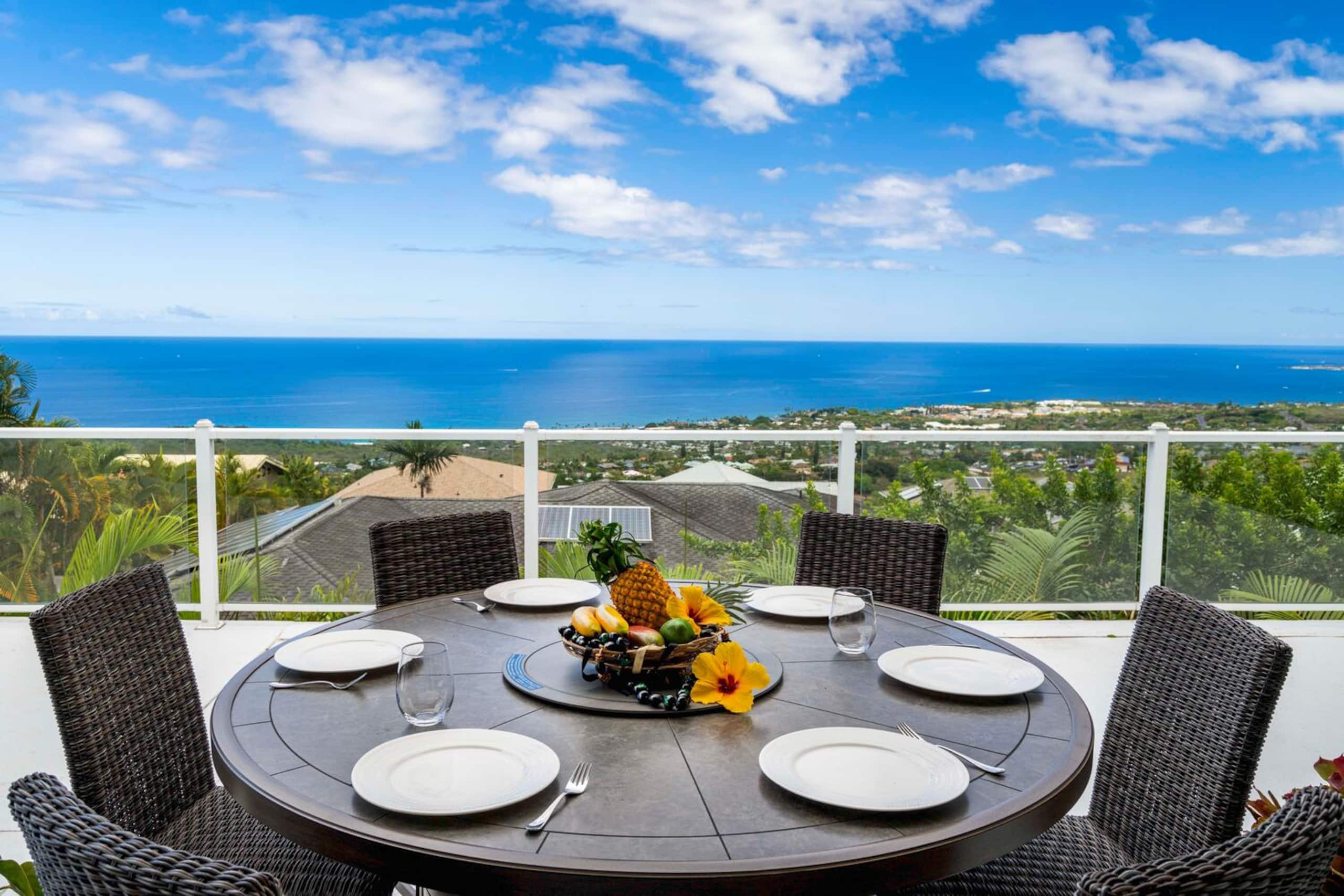Home in Kailua-Kona · ★4.88 · 3 bedrooms · 6 beds · 3.5 baths - Image 97
