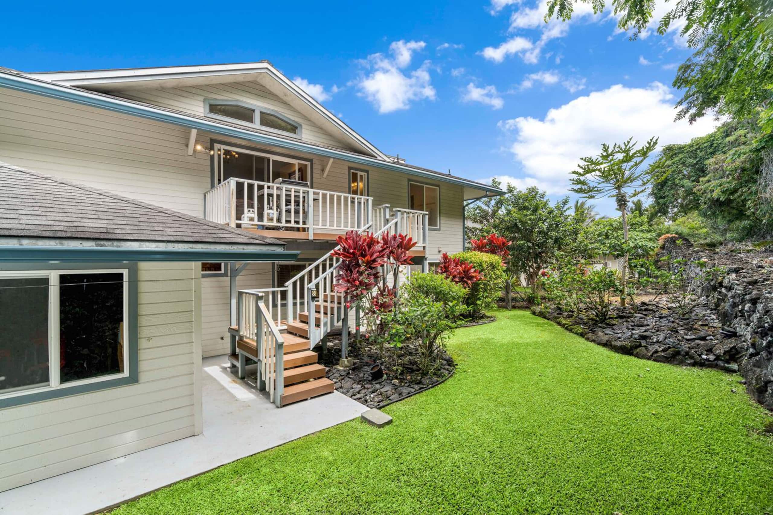 Home in Kailua-Kona · ★4.88 · 3 bedrooms · 6 beds · 3.5 baths - Image 70