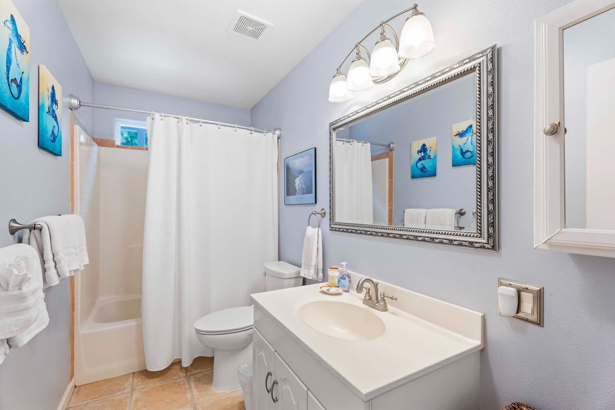 Home in Kailua-Kona · ★4.88 · 3 bedrooms · 6 beds · 3.5 baths - Image 22