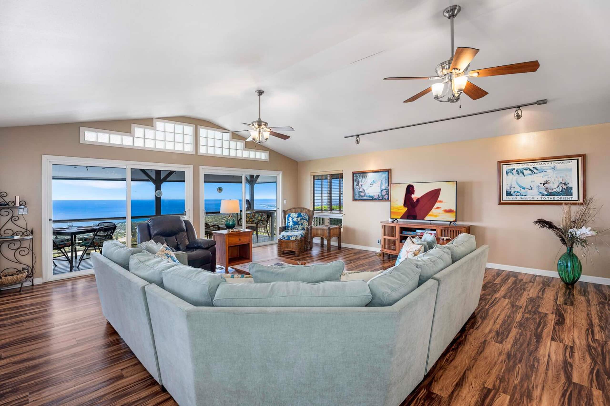 Home in Kailua-Kona · ★4.88 · 3 bedrooms · 6 beds · 3.5 baths - Image 6