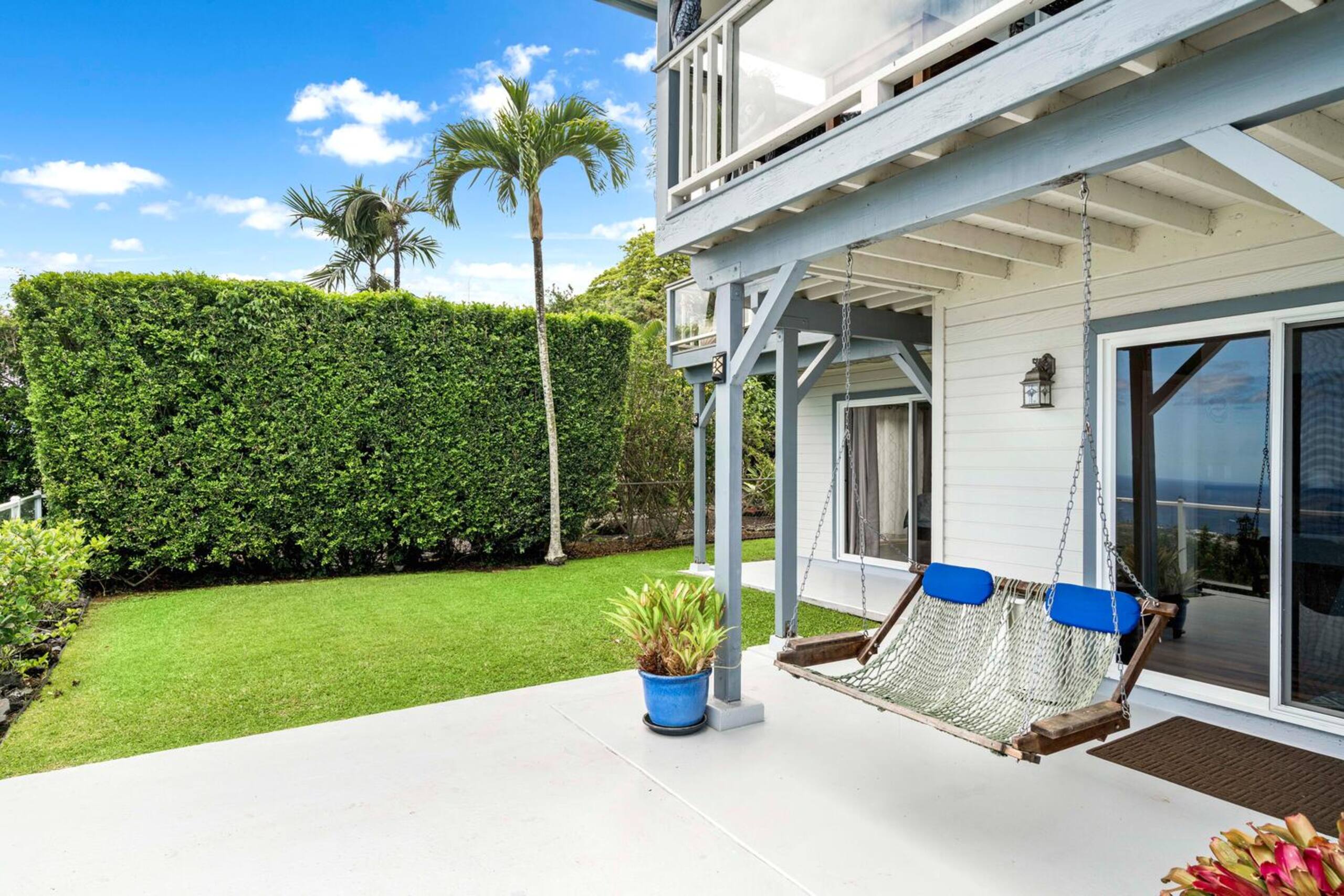 Home in Kailua-Kona · ★4.88 · 3 bedrooms · 6 beds · 3.5 baths - Image 94