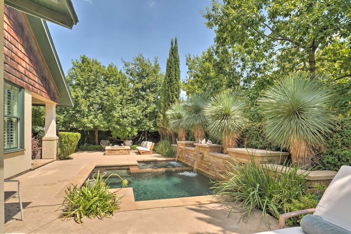 Pool & Hot Tub: Ideally Located ‘Austin Oasis’ gallery image 2
