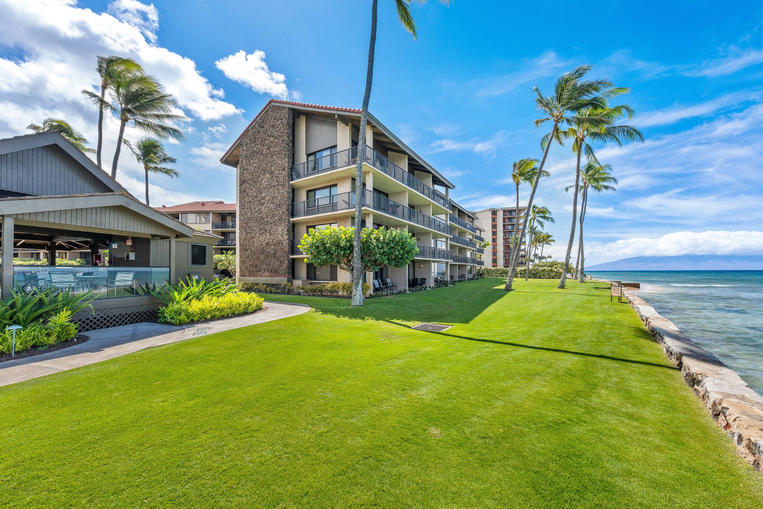 Condo in Lahaina · ★4.43 · 1 bedroom · 2 beds · 1 bath - Image 66