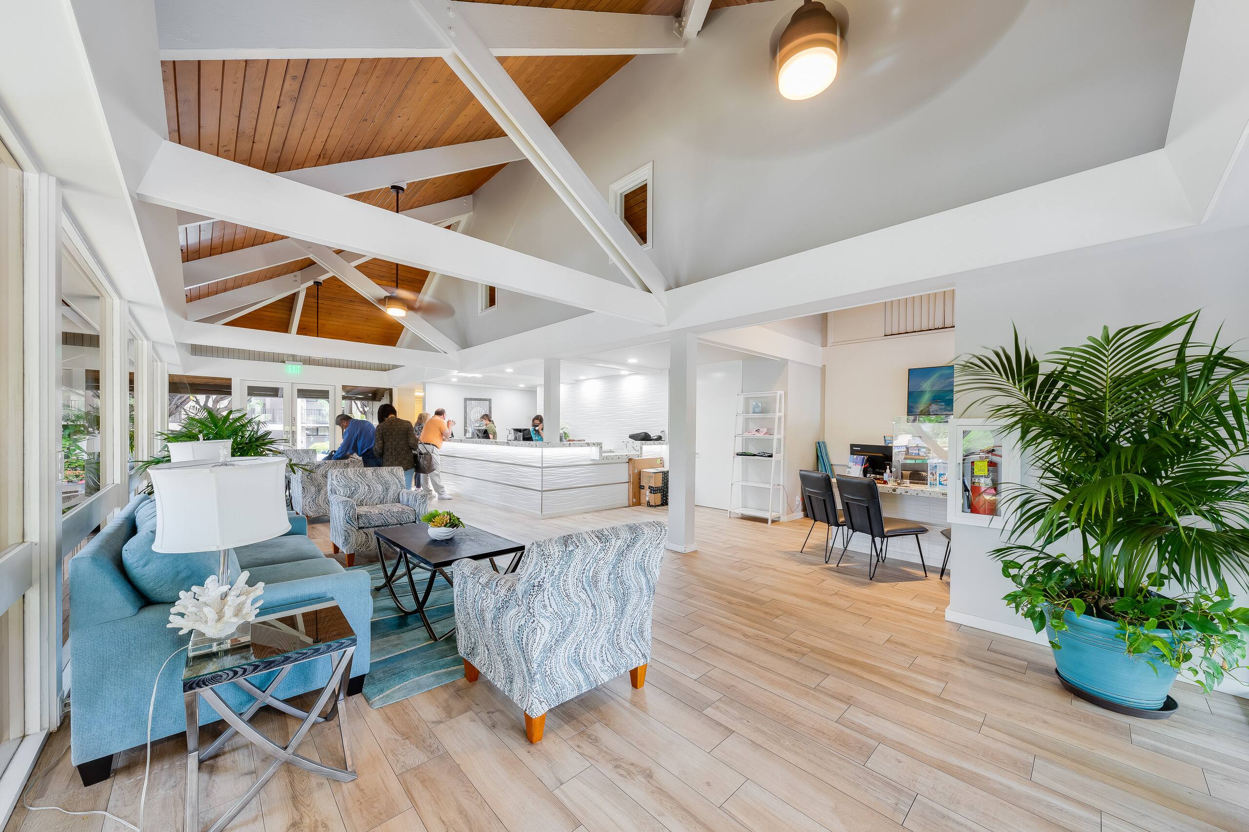 Condo in Lahaina · ★4.43 · 1 bedroom · 2 beds · 1 bath - Image 56