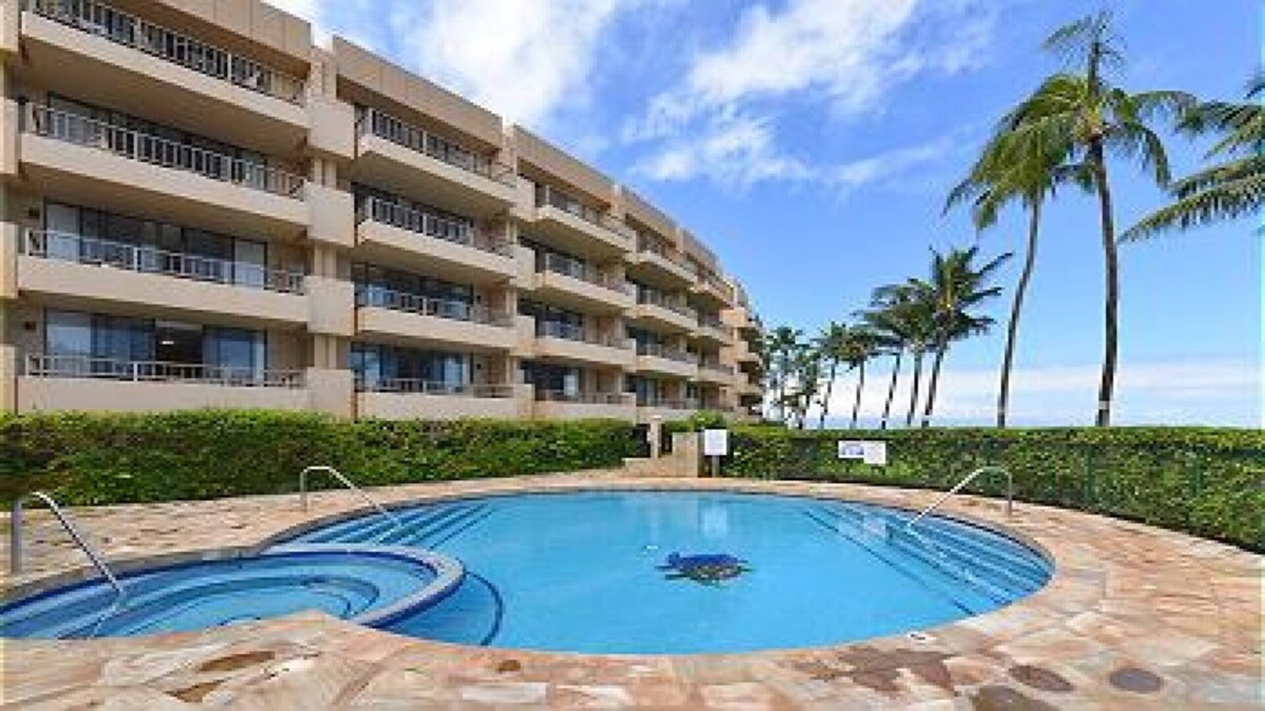 Condo in Lahaina · ★4.43 · 1 bedroom · 2 beds · 1 bath - Image 24