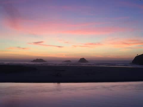 Savage Cabin- Ocean and Estuary Nature Retreat