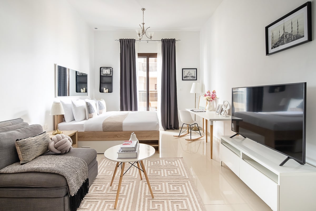 Popular Airbnb listing: Cozy Studio w/ Partial Golf Course Views! in Me'aisem First