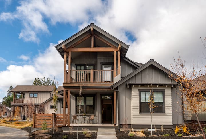 Bluebird Day - Wild River Getaway, 2br, Old Mill! - Bend, OR