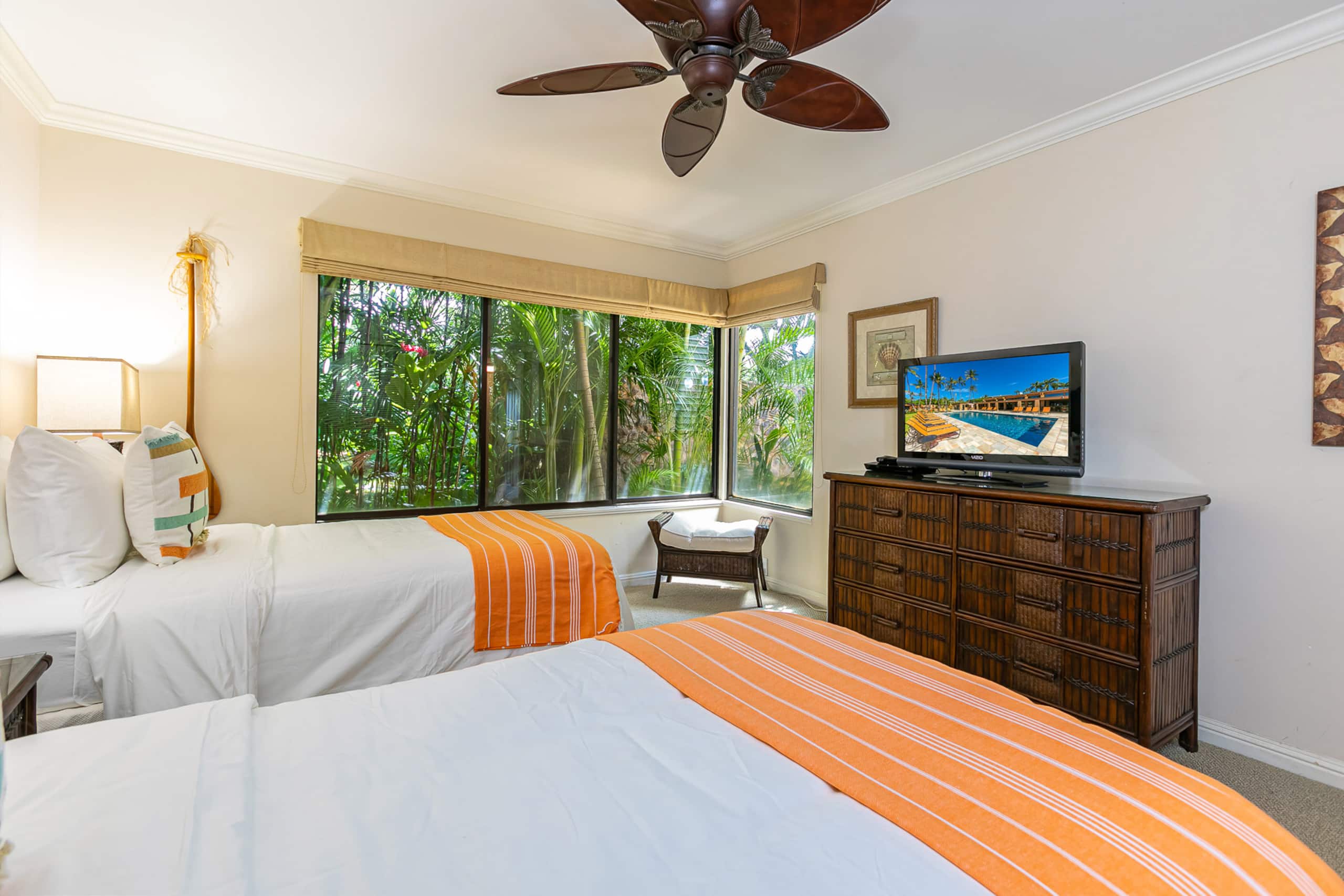 Condo in Kihei · ★4.93 · 2 bedrooms · 4 beds · 2 baths - Image 19