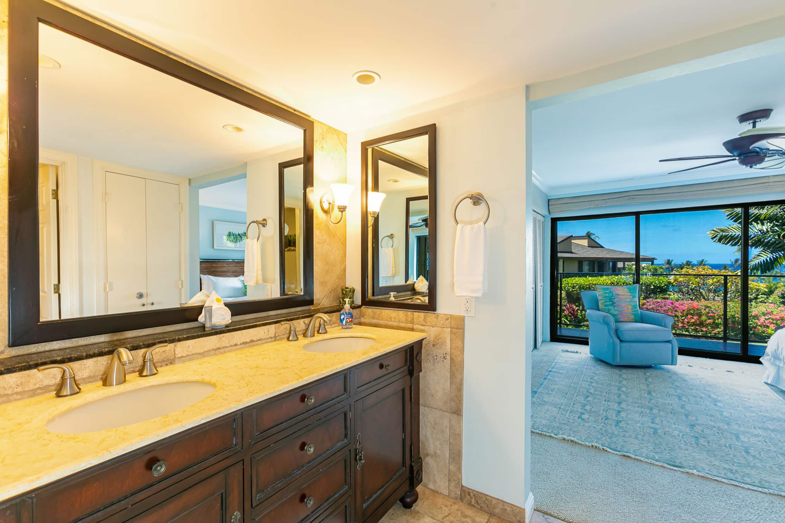Condo in Kihei · ★4.93 · 2 bedrooms · 4 beds · 2 baths - Image 16