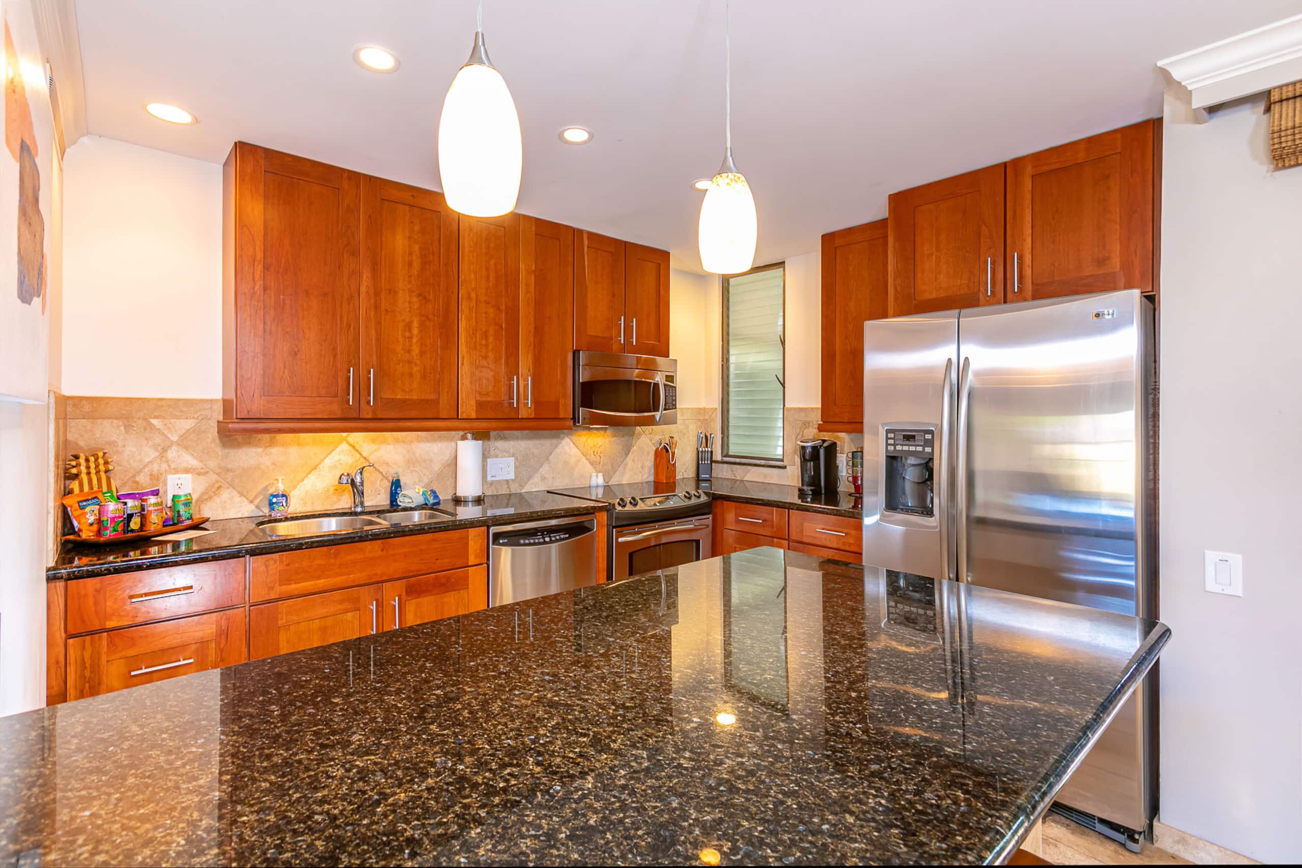 Condo in Kihei · ★4.93 · 2 bedrooms · 4 beds · 2 baths - Image 12