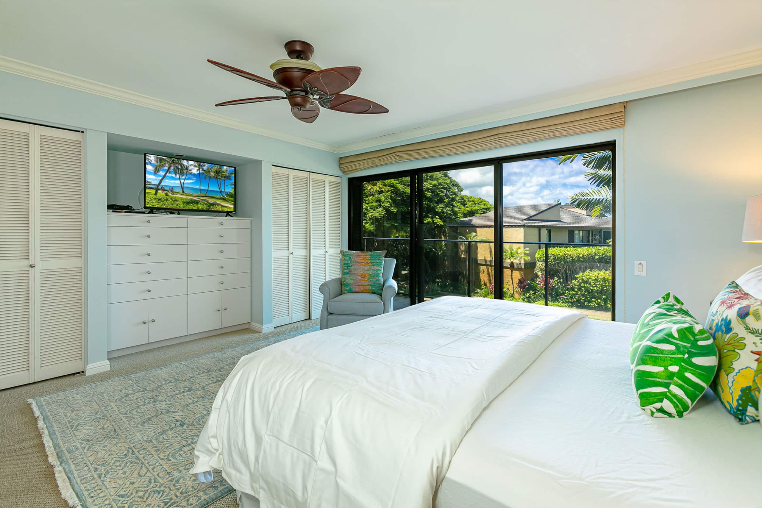 Condo in Kihei · ★4.93 · 2 bedrooms · 4 beds · 2 baths - Image 13