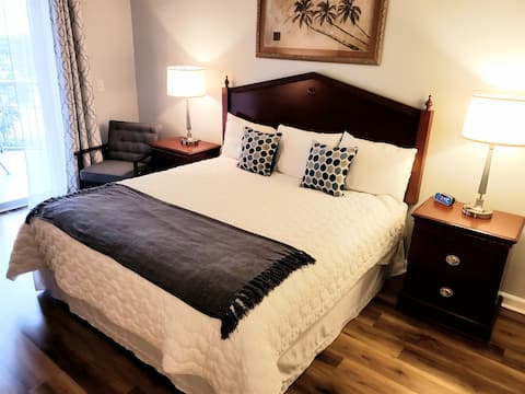 Royale Palms 602H Oceanview Studio in Kingston