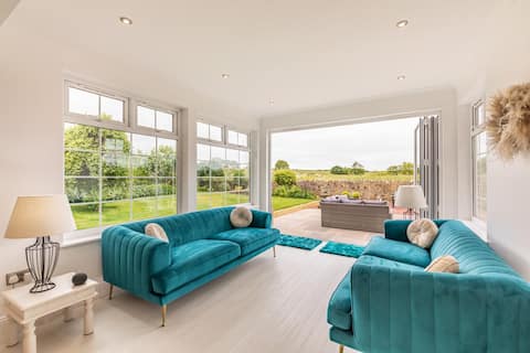 4 Bed in Bamburgh (oc-gd0268)