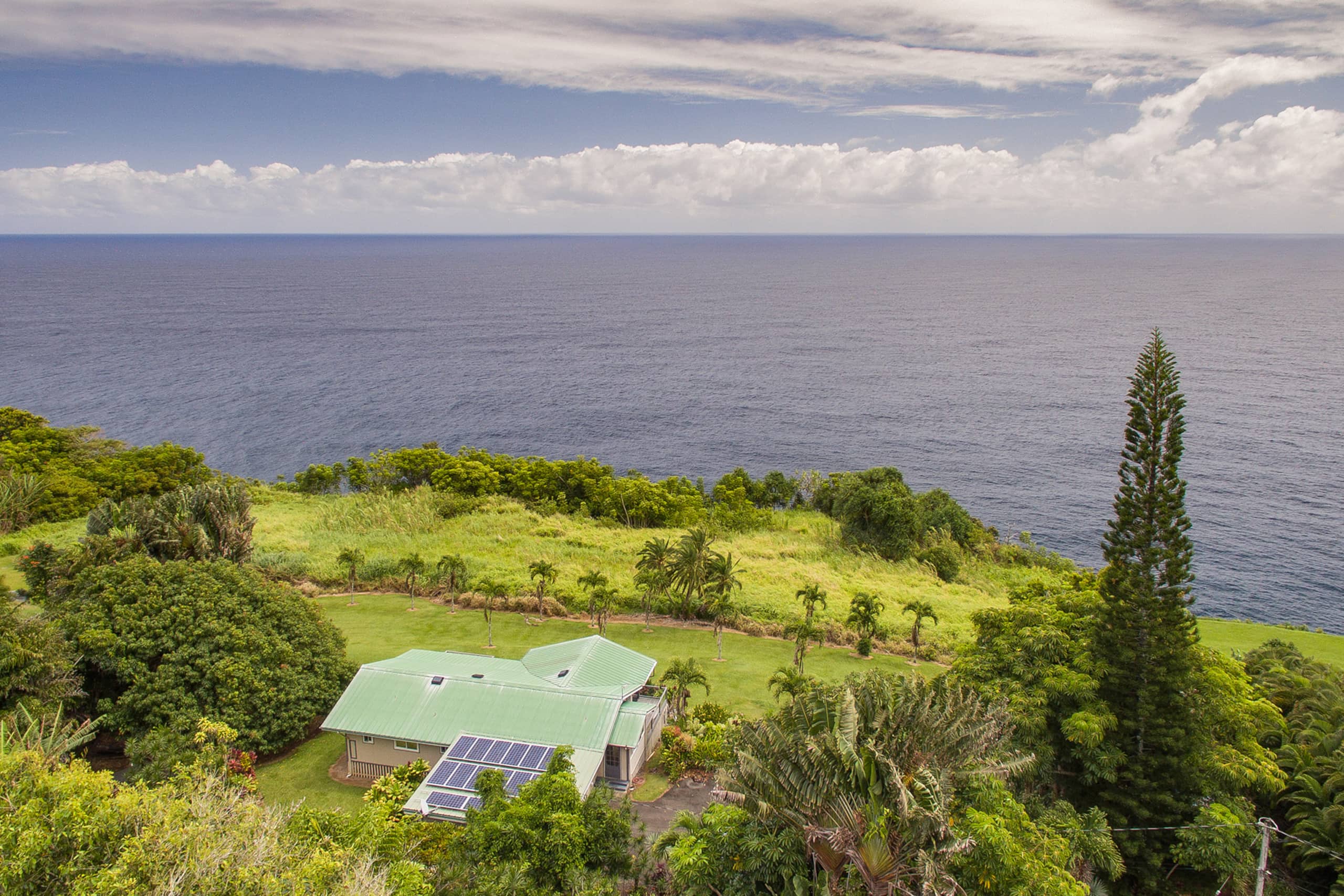 Ocean Bluff Home on Hamakua Coast Hale Hamakua - Main photo