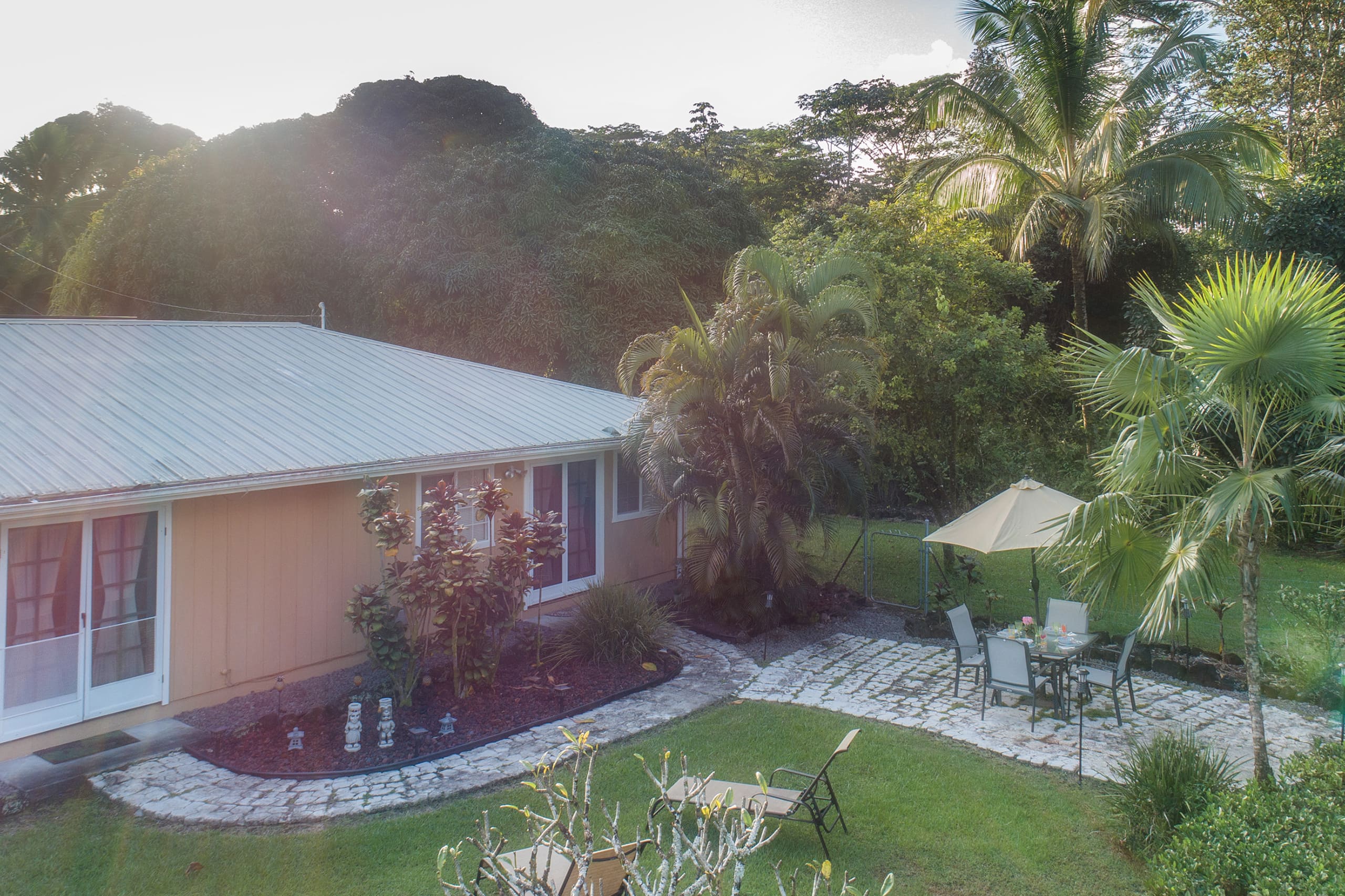 Home in Keaau · ★4.55 · 3 bedrooms · 3 beds · 2 shared baths - Image 7