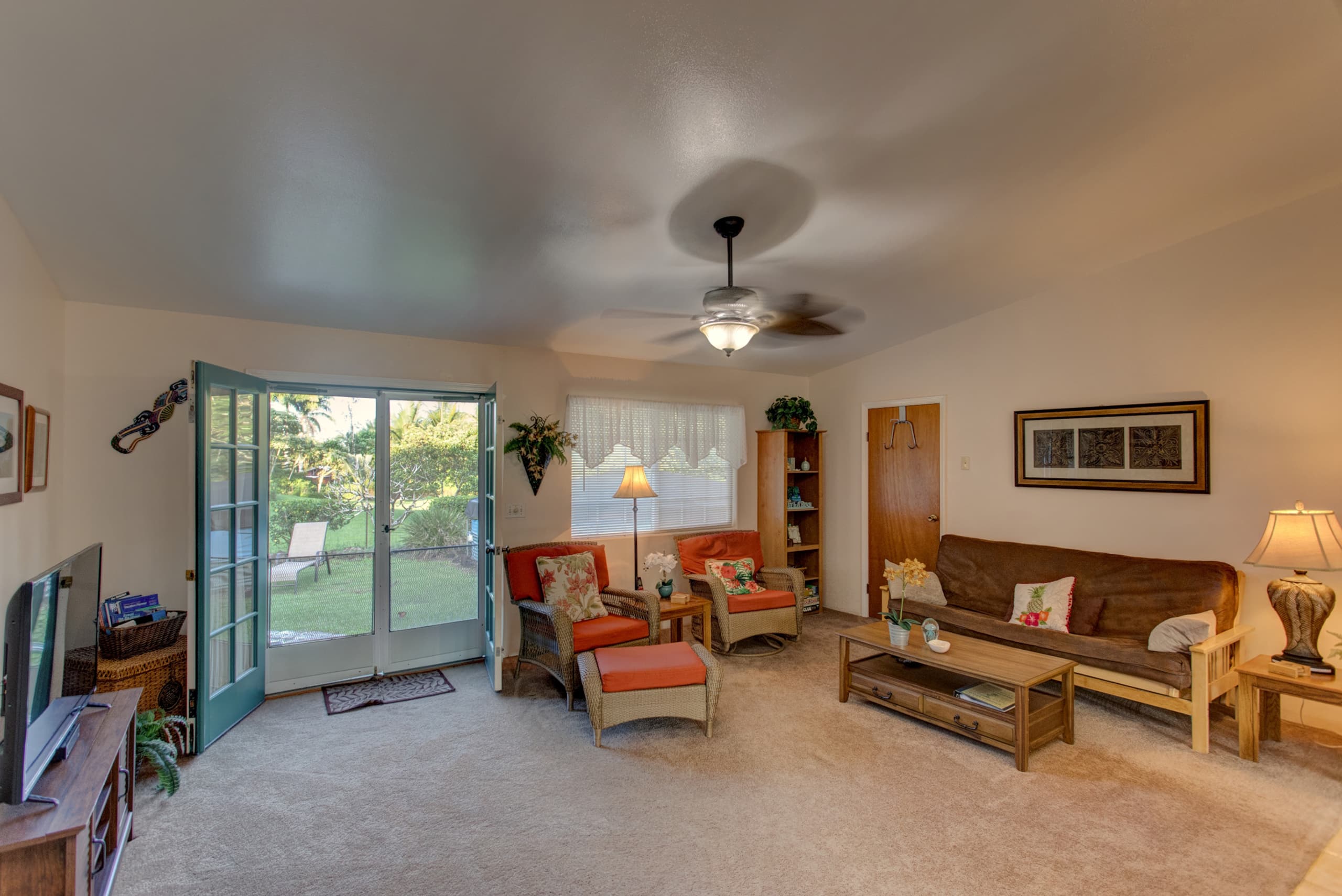 Home in Keaau · ★4.55 · 3 bedrooms · 3 beds · 2 shared baths - Image 27