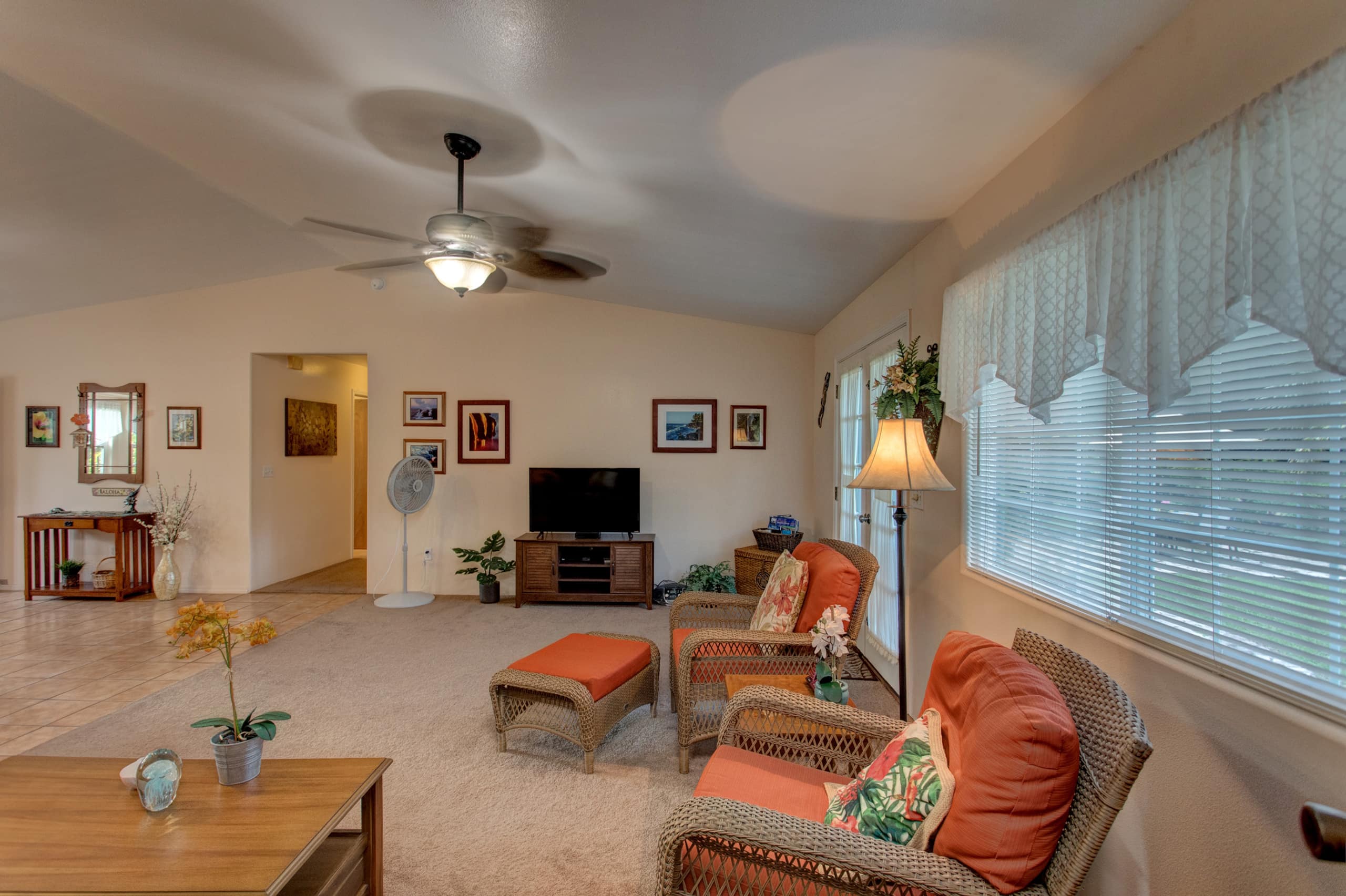 Home in Keaau · ★4.55 · 3 bedrooms · 3 beds · 2 shared baths - Image 26