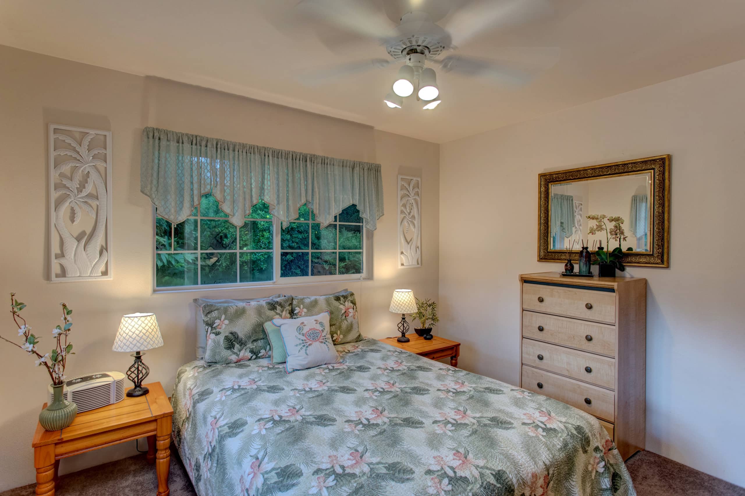 Home in Keaau · ★4.55 · 3 bedrooms · 3 beds · 2 shared baths - Image 41