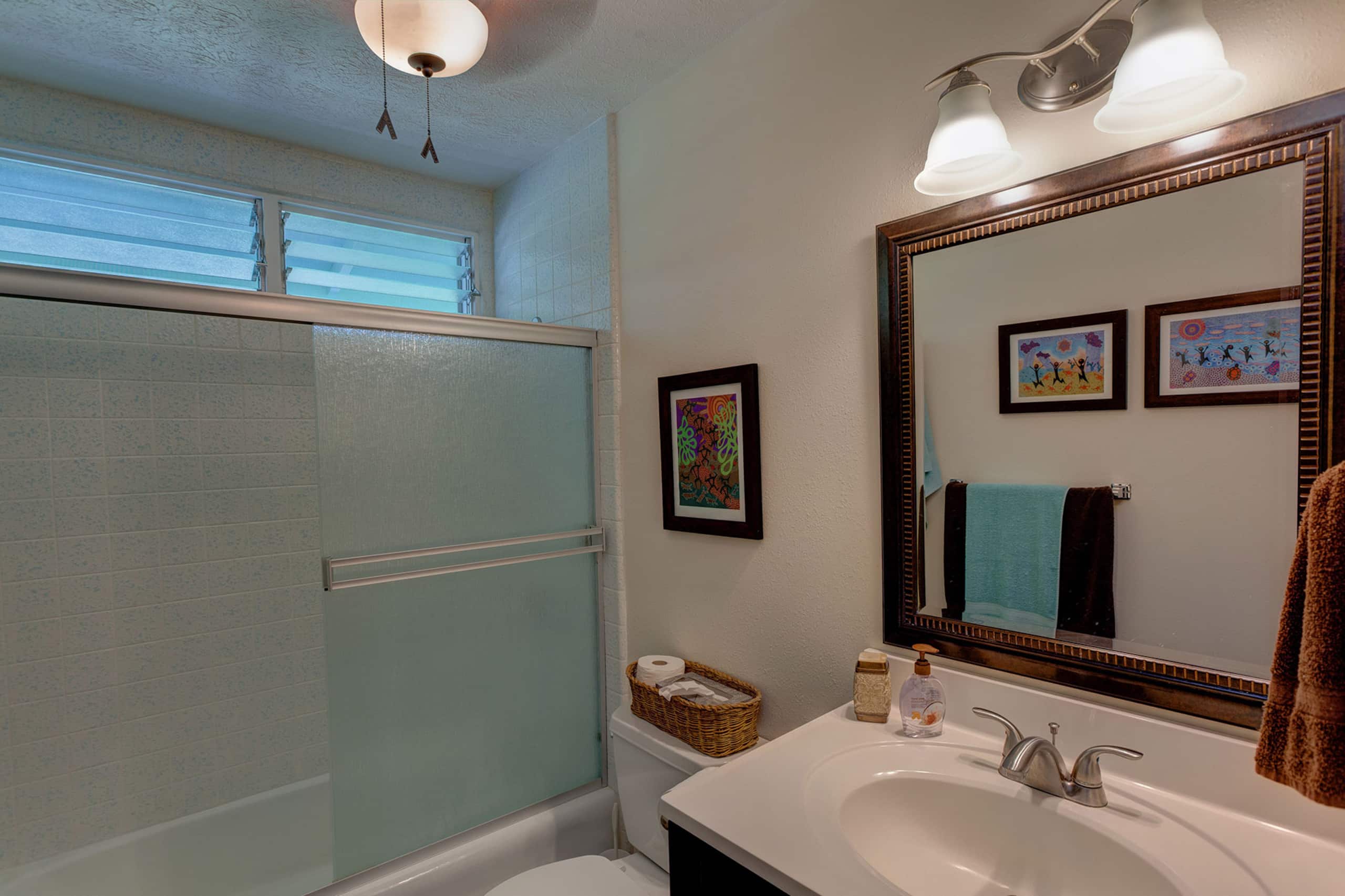 Home in Pahoa · ★4.94 · 3 bedrooms · 3 beds · 3 private baths - Image 22