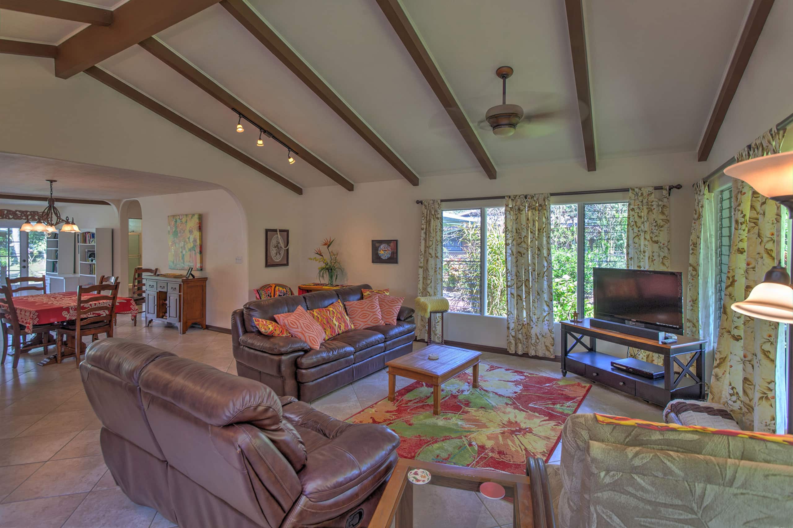Home in Pahoa · ★4.94 · 3 bedrooms · 3 beds · 3 private baths - Image 9