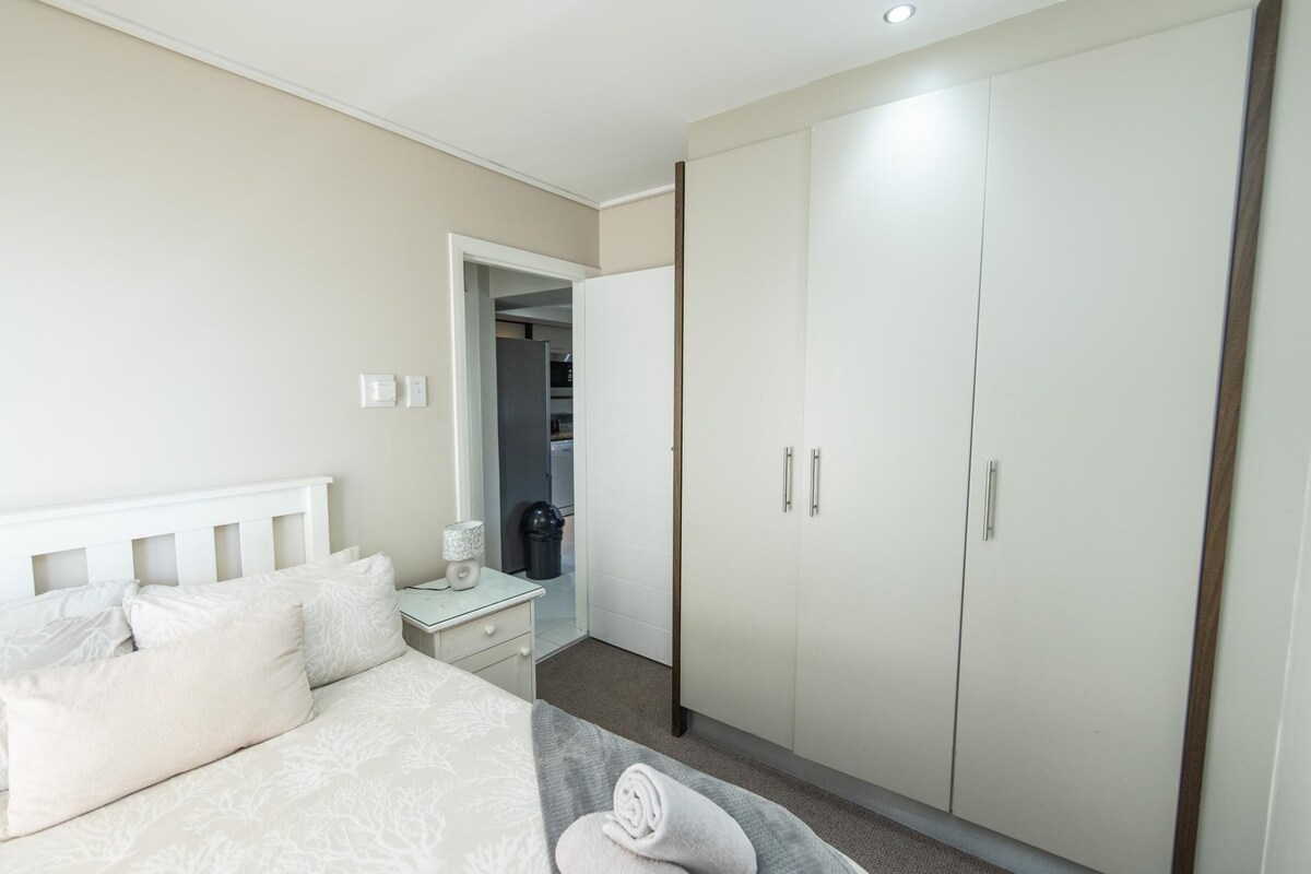 Гардеробер со една спална соба