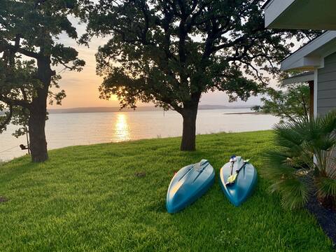 Lakefront! House+Guesthouse+Smoker+Kayaks+Firepit