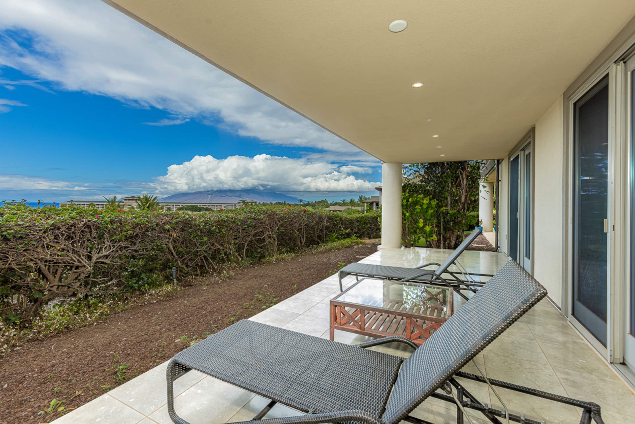 Townhouse in Kihei · ★4.94 · 3 bedrooms · 4 beds · 3.5 baths - Image 49