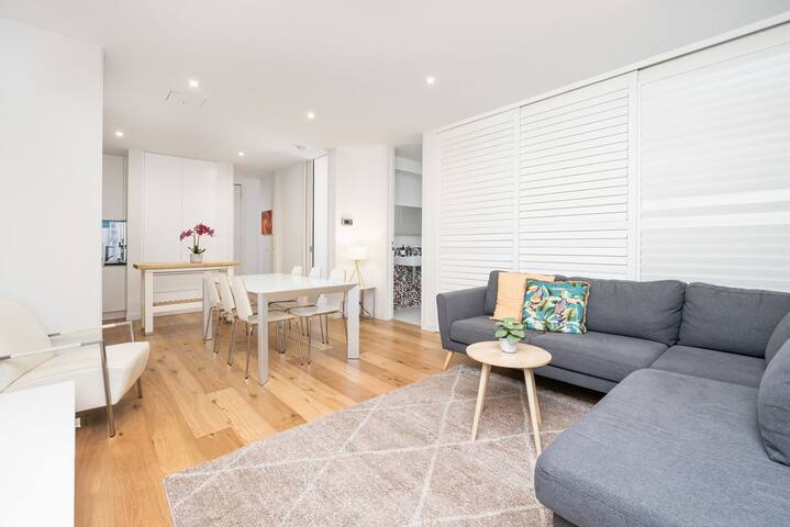 Convenience and Comfort in Carnegie gallery image 2