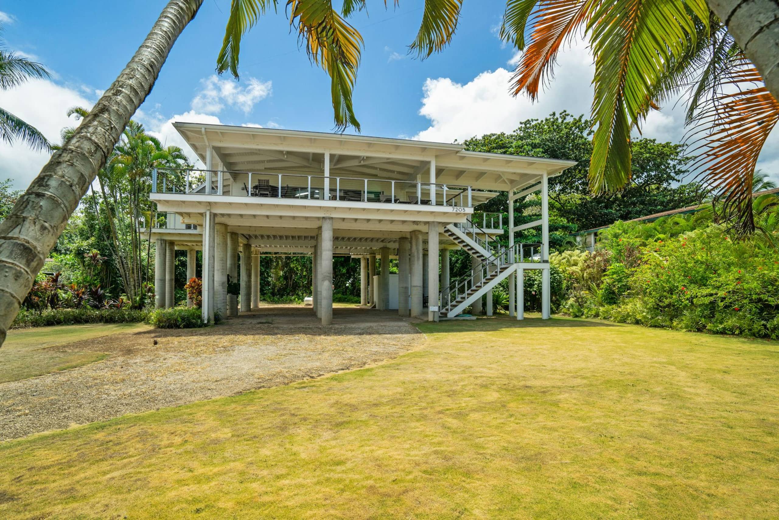 Home in Hanalei · ★4.89 · 3 bedrooms · 5 beds · 3 baths - Photo 32