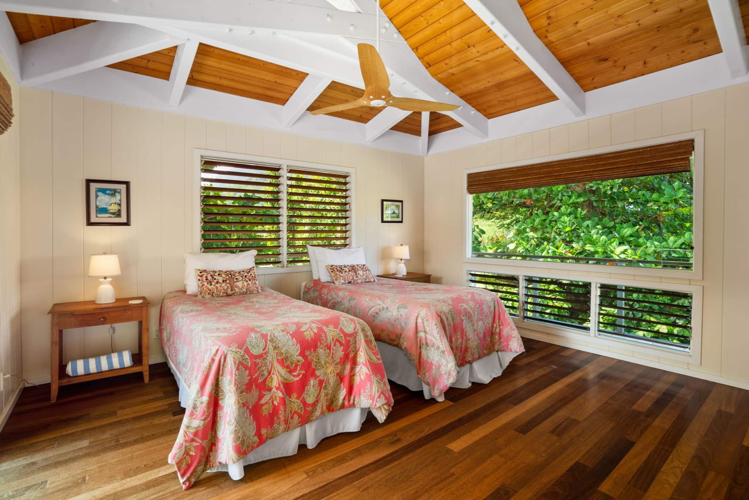 Home in Hanalei · ★4.89 · 3 bedrooms · 5 beds · 3 baths - Photo 27