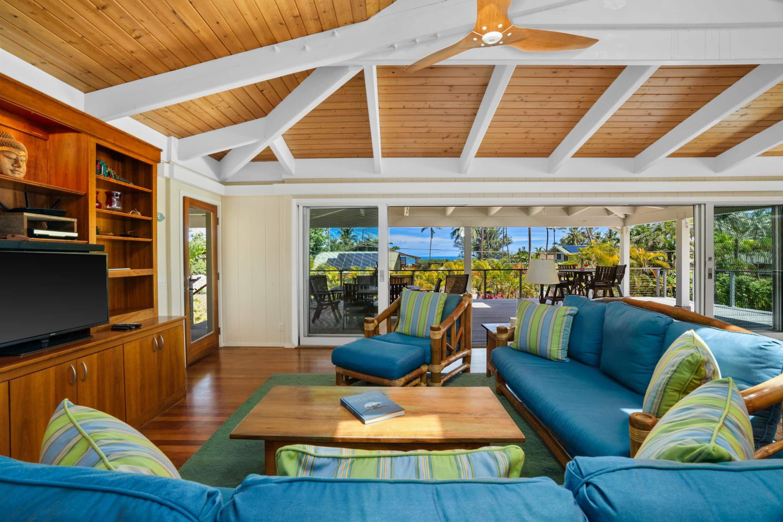 Home in Hanalei · ★4.89 · 3 bedrooms · 5 beds · 3 baths - Photo 12