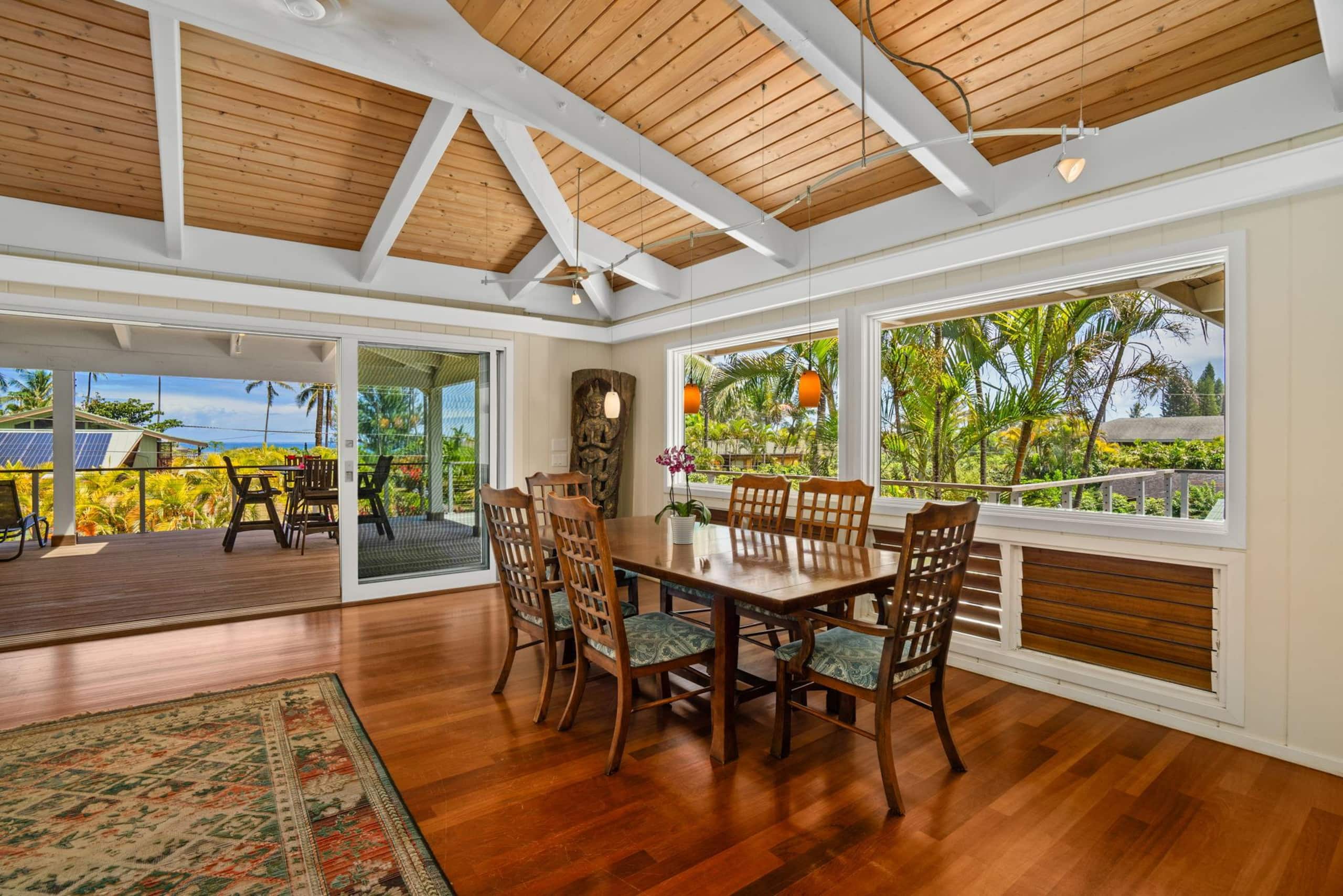 Home in Hanalei · ★4.89 · 3 bedrooms · 5 beds · 3 baths - Photo 14