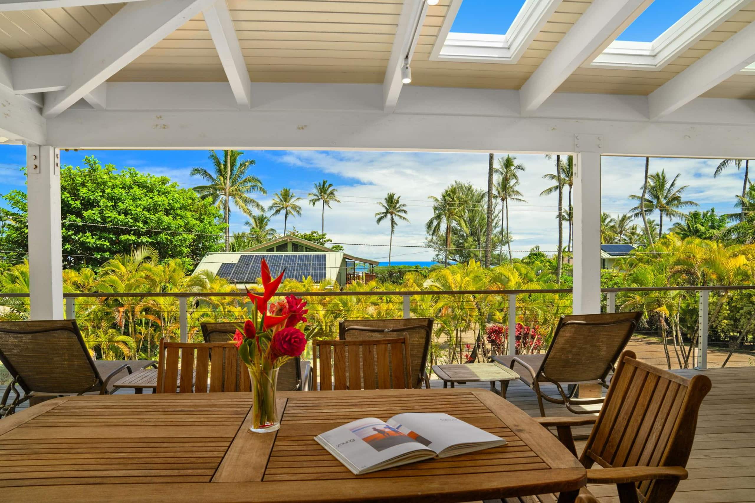 Home in Hanalei · ★4.89 · 3 bedrooms · 5 beds · 3 baths - Photo 3