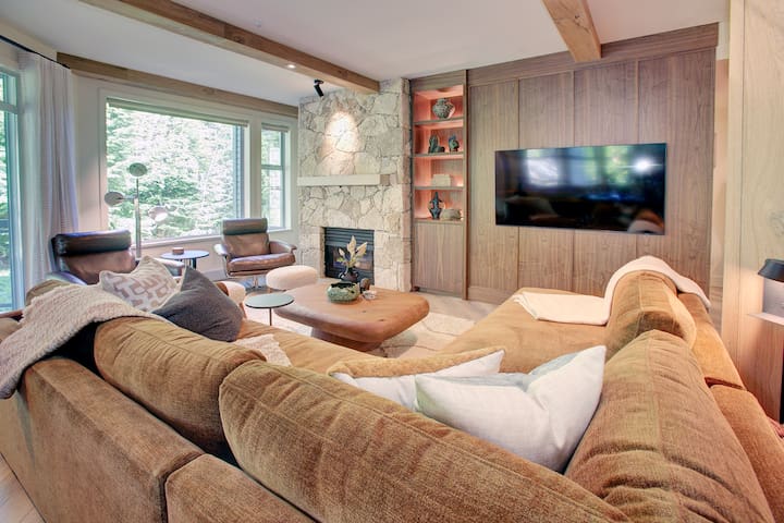 Mountain Moments Property Management managed Airbnb listing 2