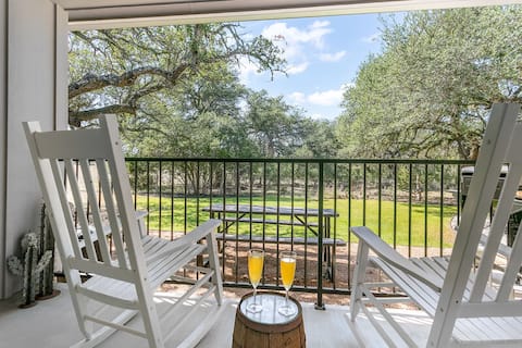 Texas 2 Suites | 2/2 House | 290 Wine Trail