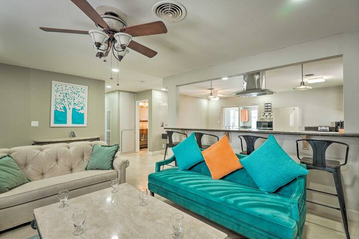 Las Vegas Getaway w/ Patio ~ 3 Mi to Strip! gallery image 4