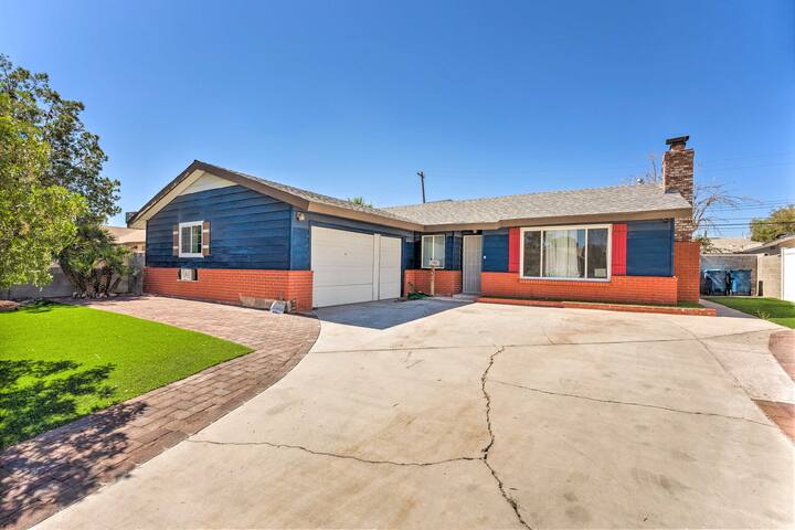 Las Vegas Getaway w/ Patio ~ 3 Mi to Strip! gallery image 2