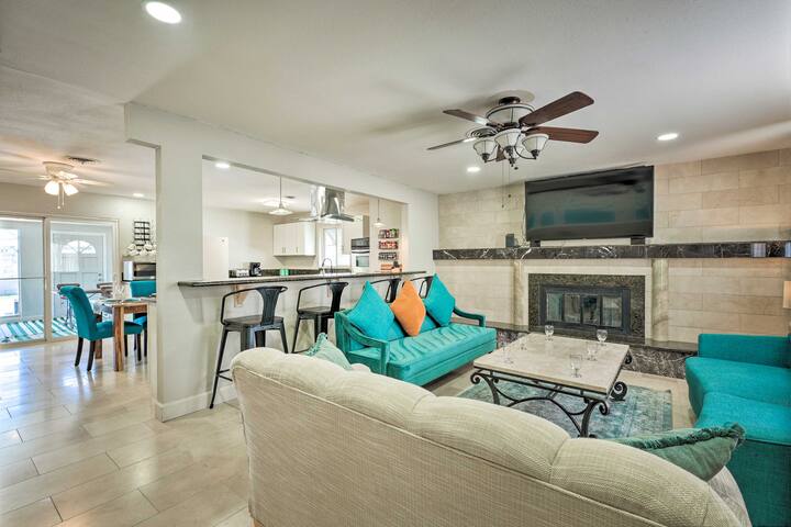 Las Vegas Getaway w/ Patio ~ 3 Mi to Strip! gallery image 3