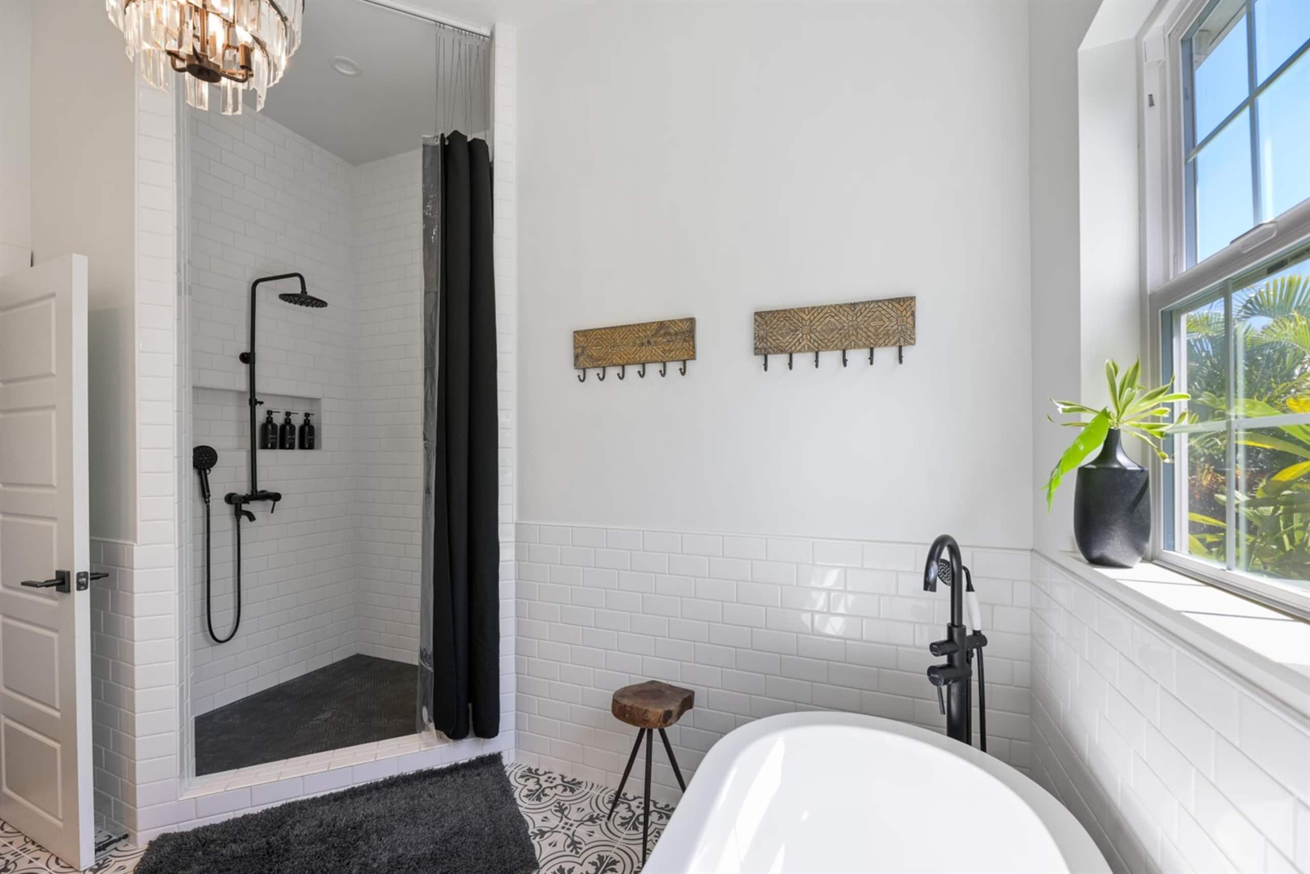 The Blue Door on Church Street | Vintage 1BR Villa - Image 22