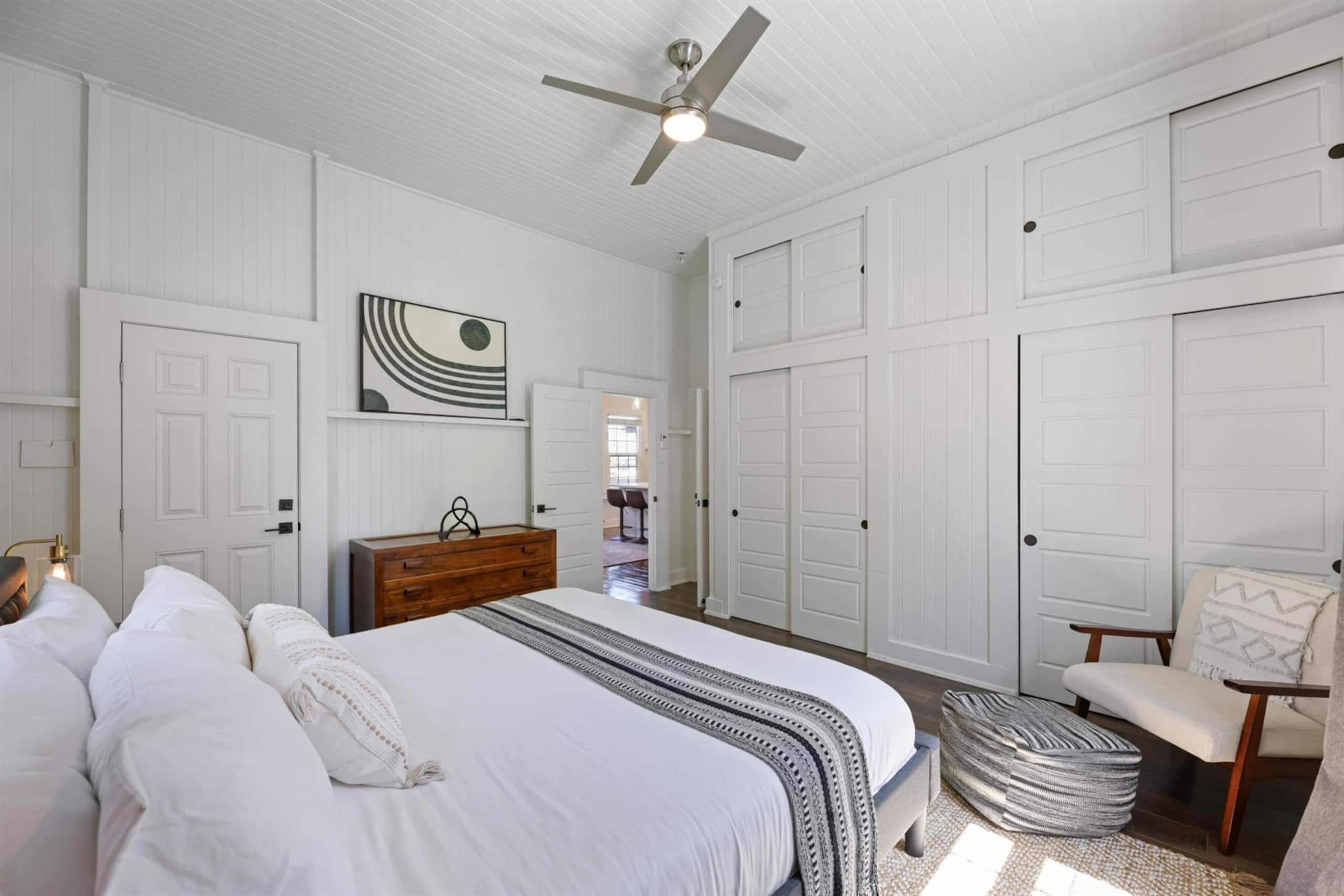 The Blue Door on Church Street | Vintage 1BR Villa - Image 17
