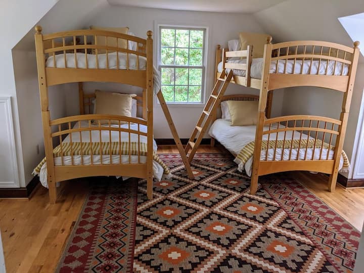 Bedroom #2: two bunk beds on the 2nd floor